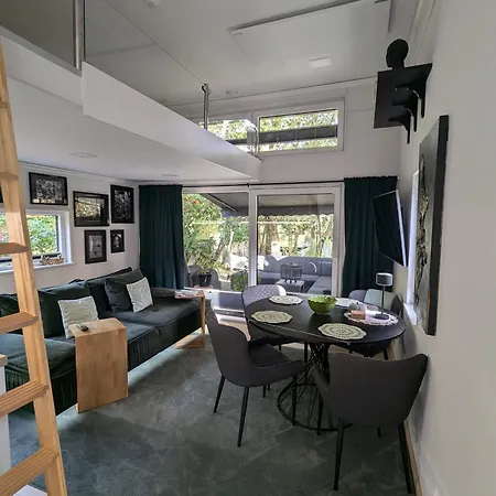 Tinyhouse Nelson Holiday home Papenburg